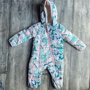 The North Face One Piece Baby Bunting 3-6 month ThermoBall Purdy Pink Snowpeak